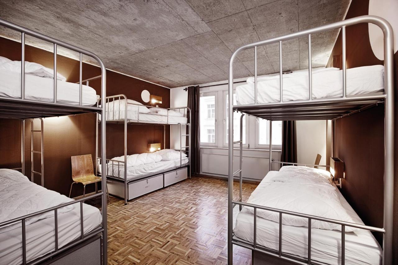 Single Bed Mixed Dormitory Room